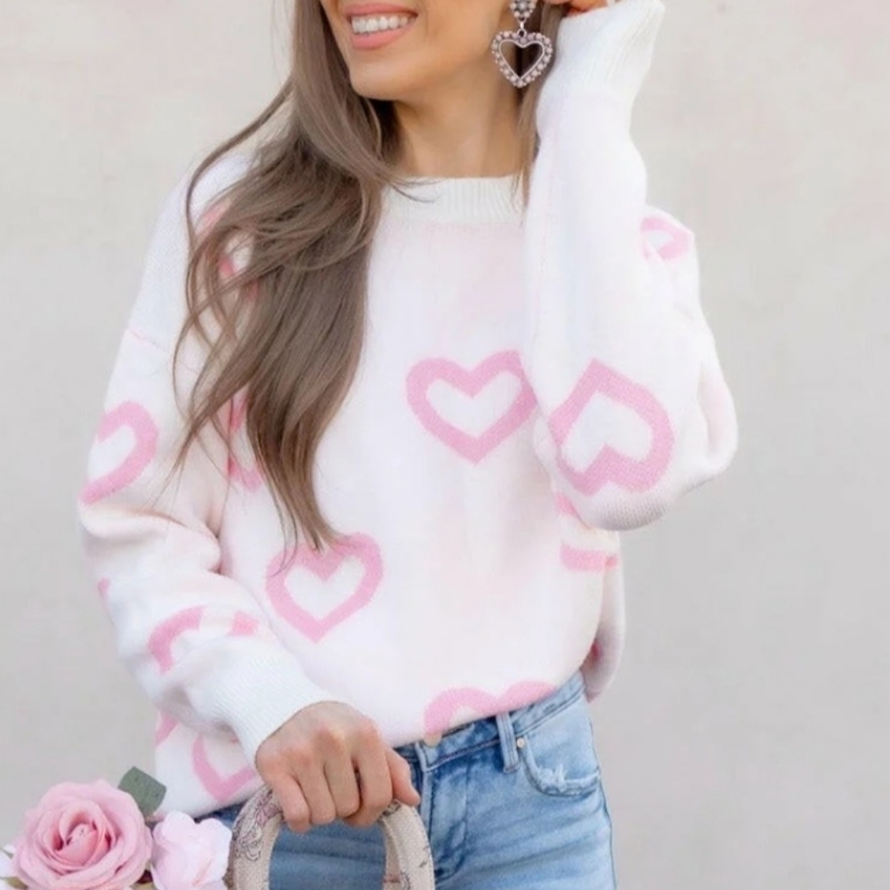 Pink Heart Pattern Women's Sweater